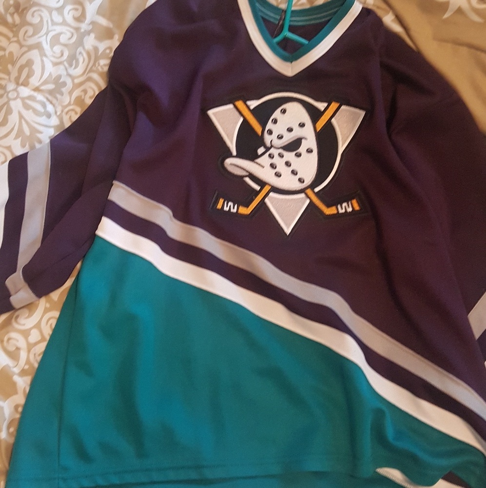Mighty ducks hockey jersey